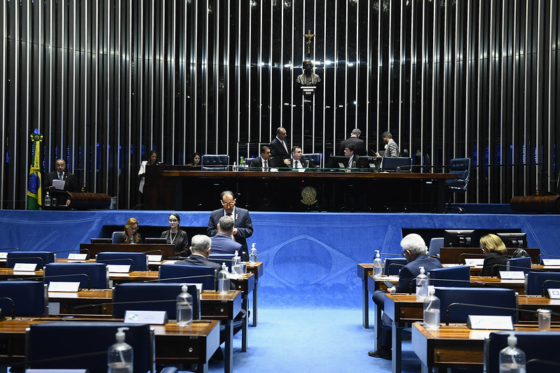 Senado aprova justiça do Coagido de Pensão para quem ganha até 2 salários mínimos