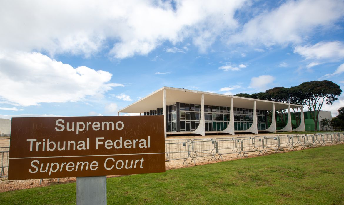 STF giro a conjecturar se bancos são obrigados a comunicar dados de clientes aos Estados