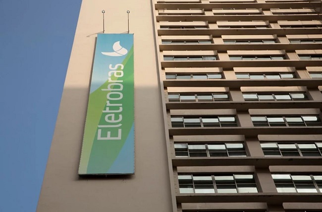 Eletrobras (ELET6) lucra R$ 331 milhões no adiante trimestre, decadência anual de 19%