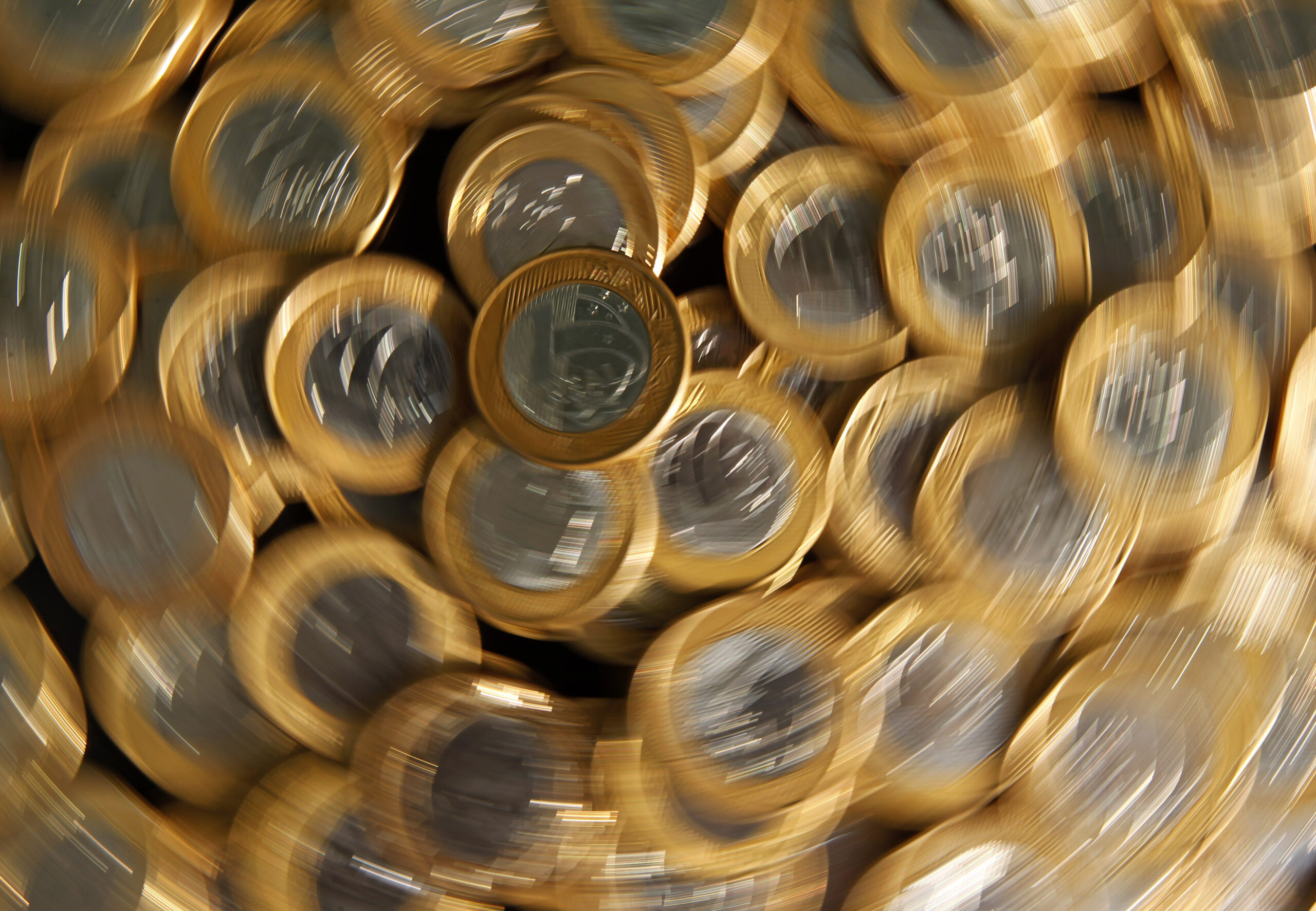 Taxas futuras de juros sobem ainda por baixo de efeito do Copom e em seguida IPCA apressar