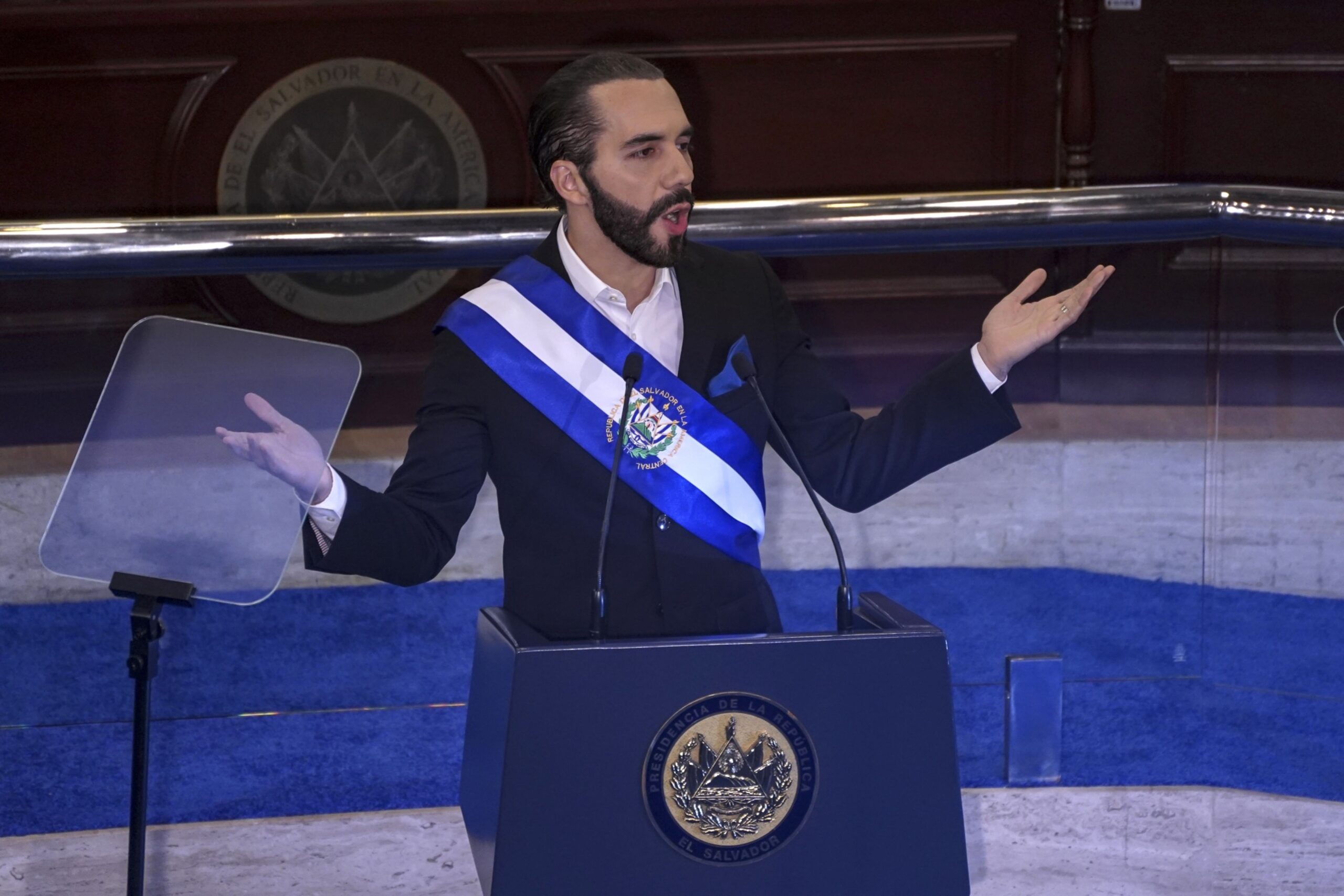 El Salvador acumula quase 500 Bitcoins minerados com pujança de vulcão
