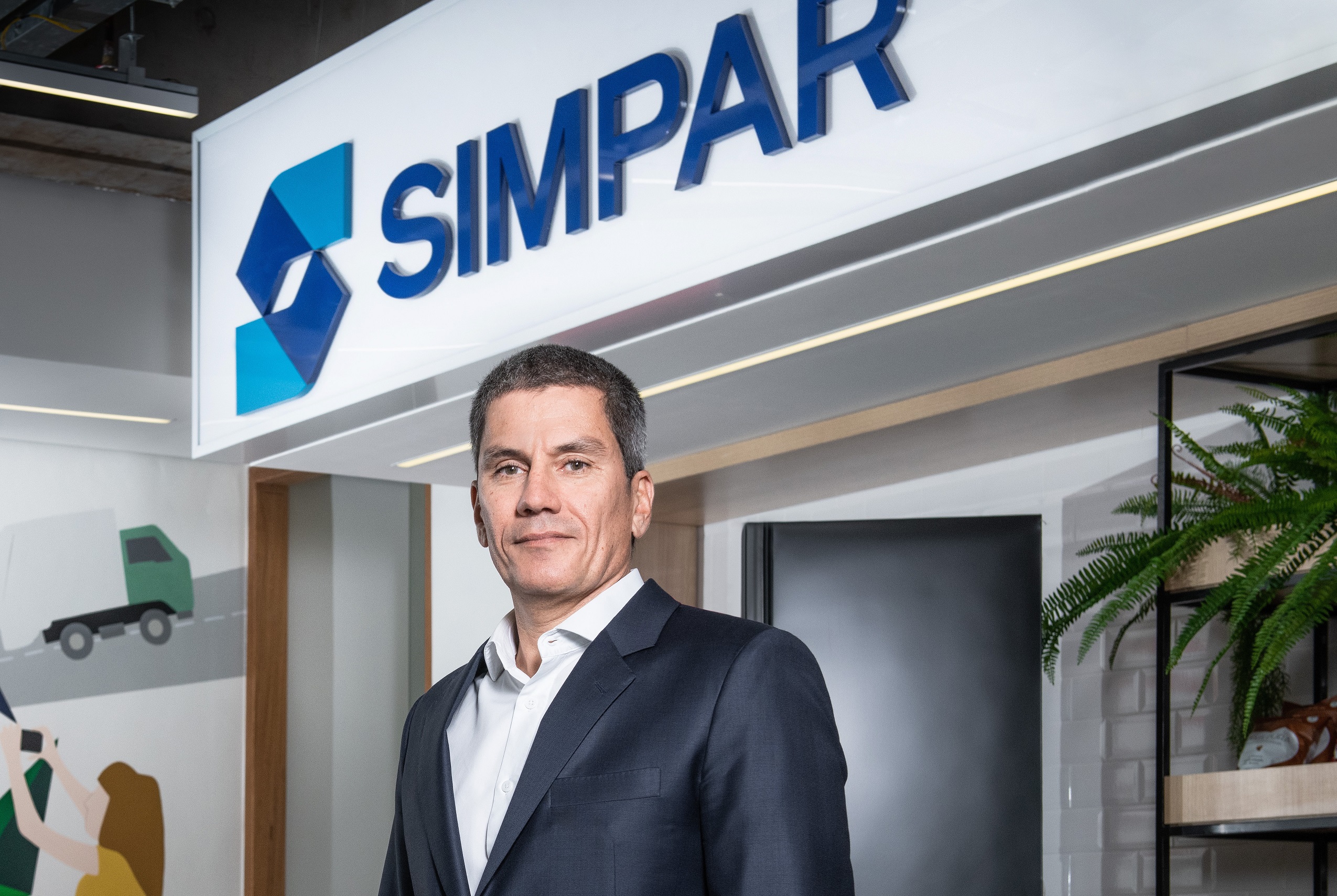 Simpar lucra R$ 122 mi no 1T24, subida de 36%; ágio foi 4 vezes supra sem efeito ICMS