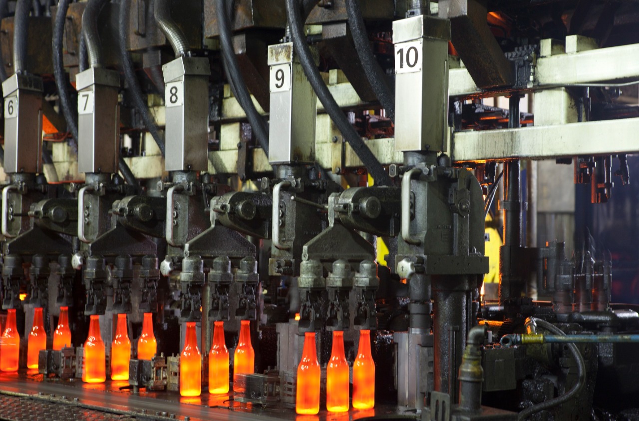 Ambev (ABEV3) aprova recompra de até 24 milhões de ações