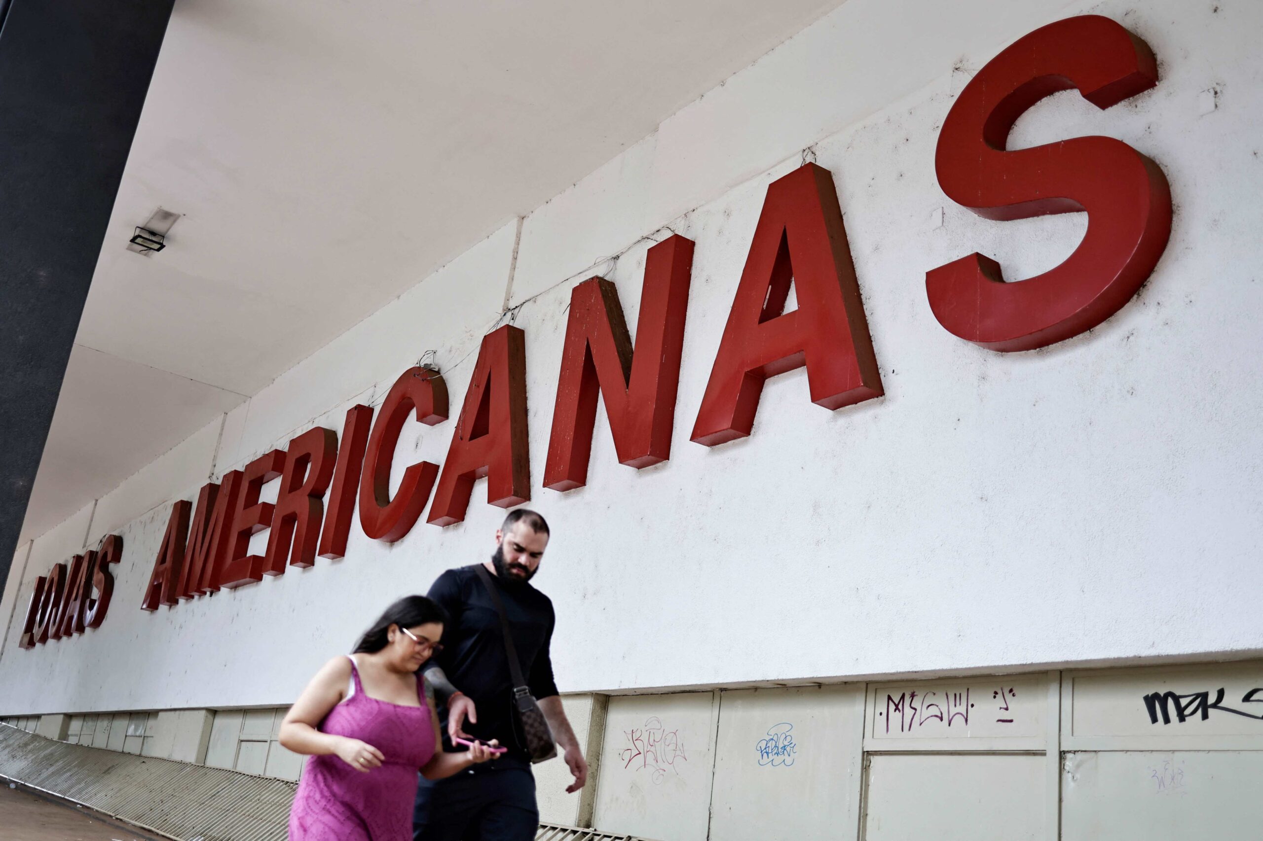 Corporação da Americanas (AMER3) aprova grupamento de ações