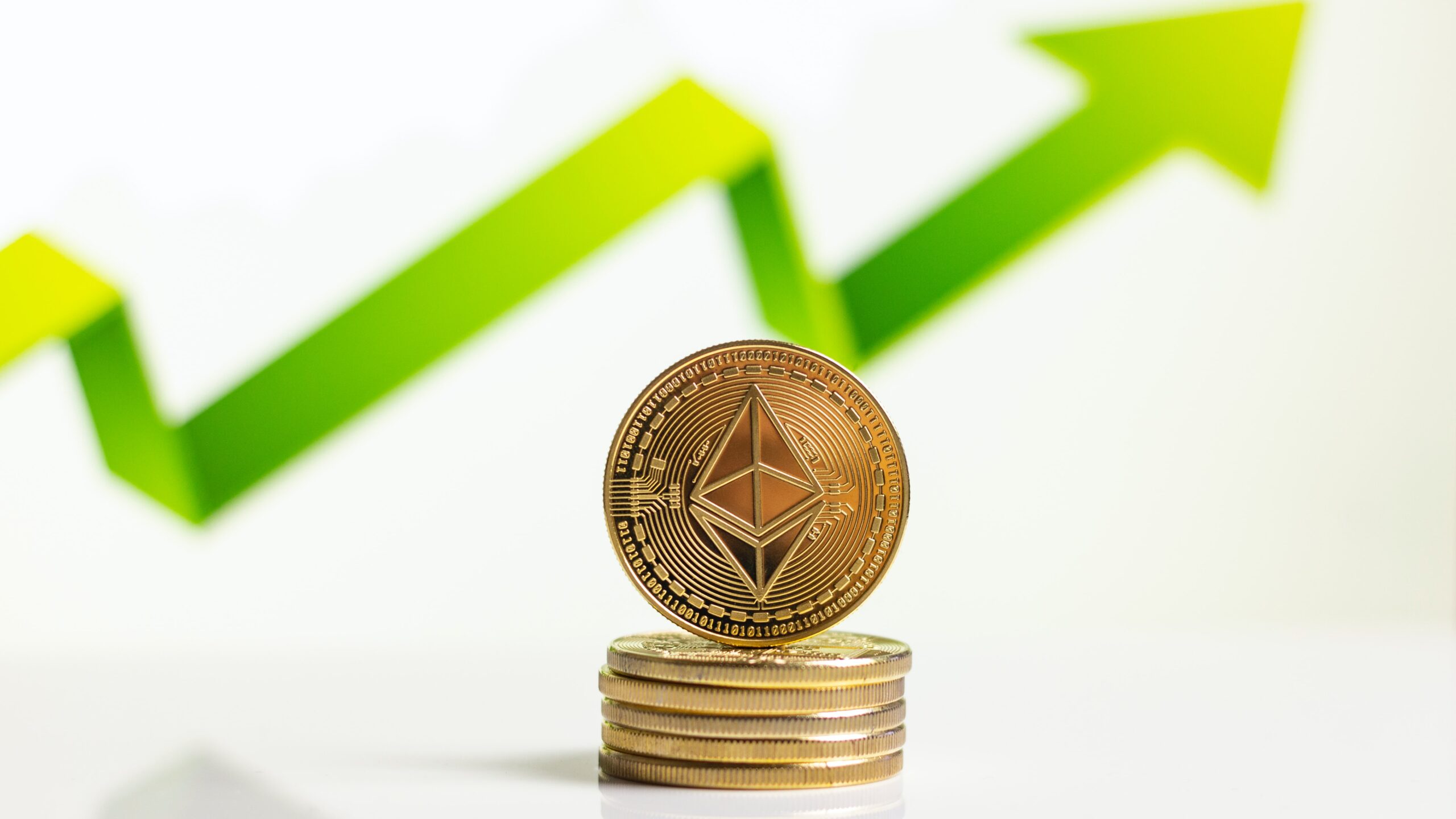Ethereum atinge rifão de 2 meses em dia terminante para ETF