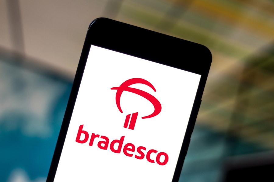Bradesco diz que app e Pix tiveram intermitência momentânea que foi regularizada