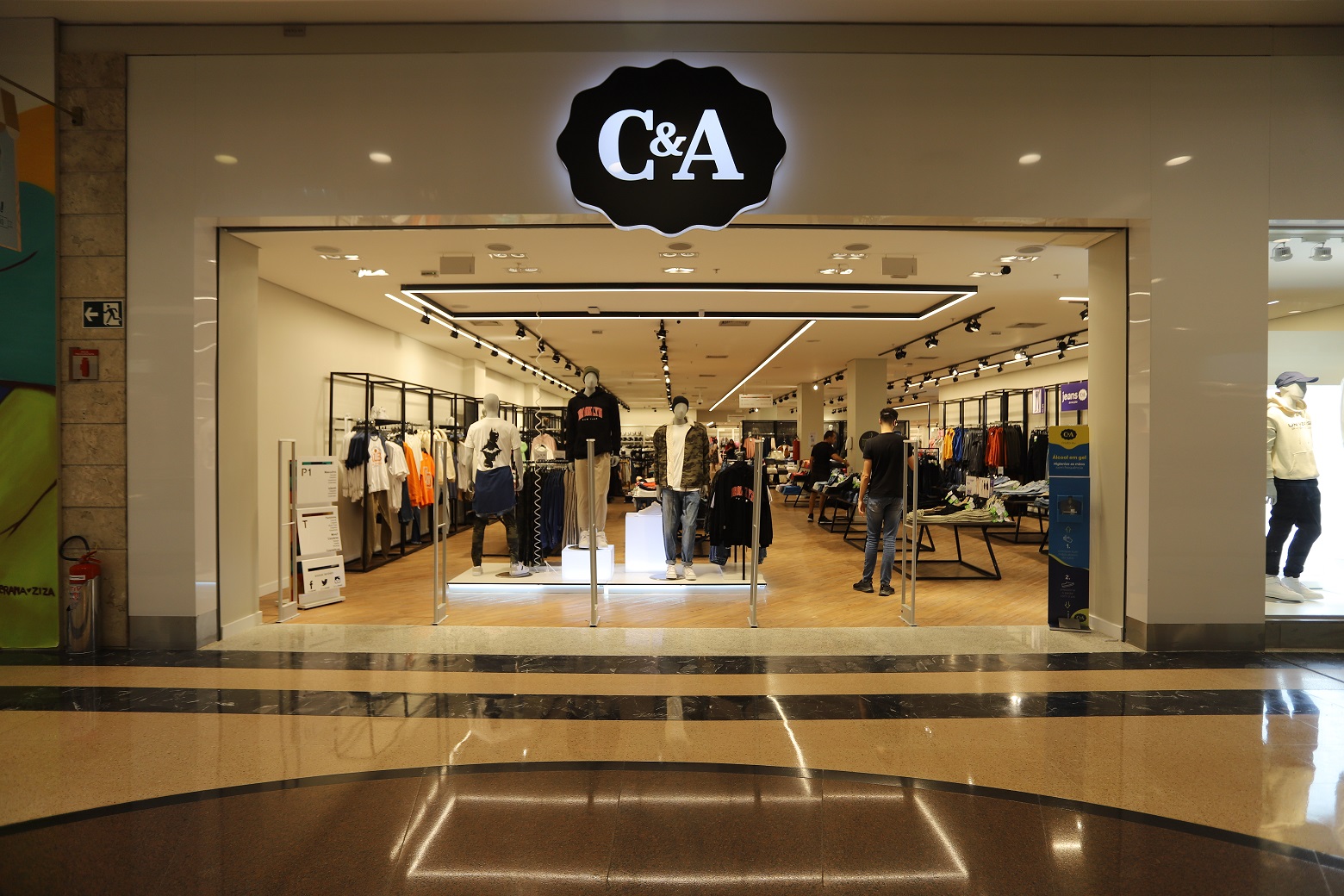 C&A lucra R$ 70,9 milhões no 1T24 com créditos fiscais e melhora de indicadores