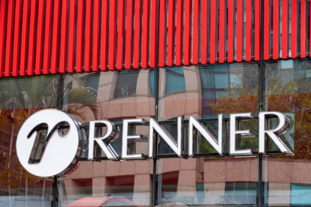 Goldman reitera aquisição de Renner e vê mercado precificando cenário bem conservador