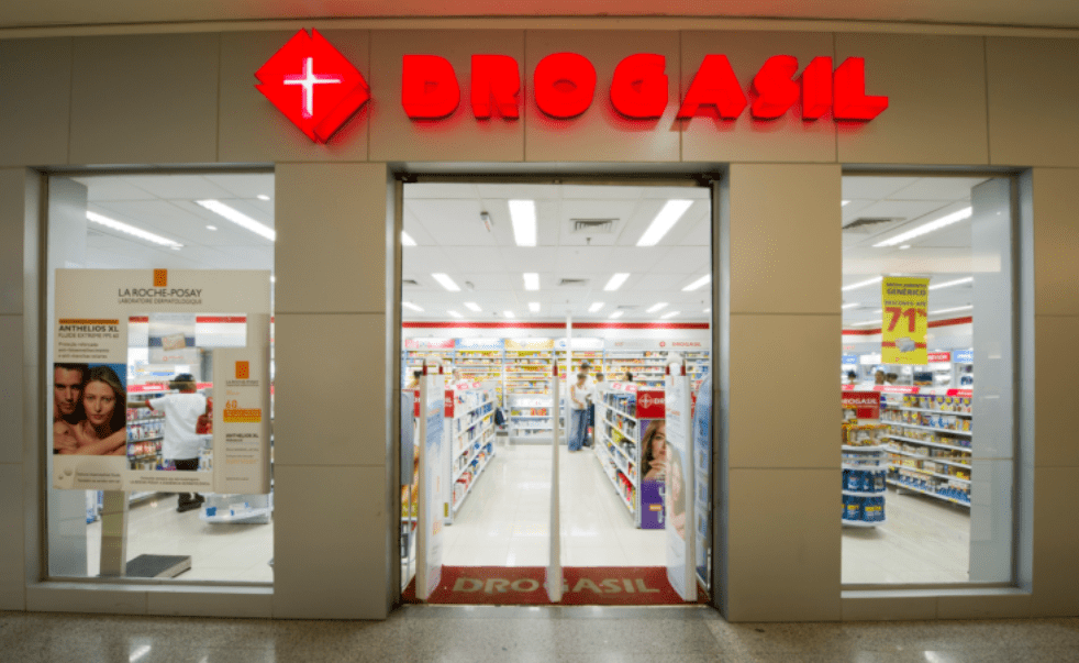 RD (RADL3) tem subida de 4,8% no juro estipulado no 1º tri, a R$ 213,7 mi