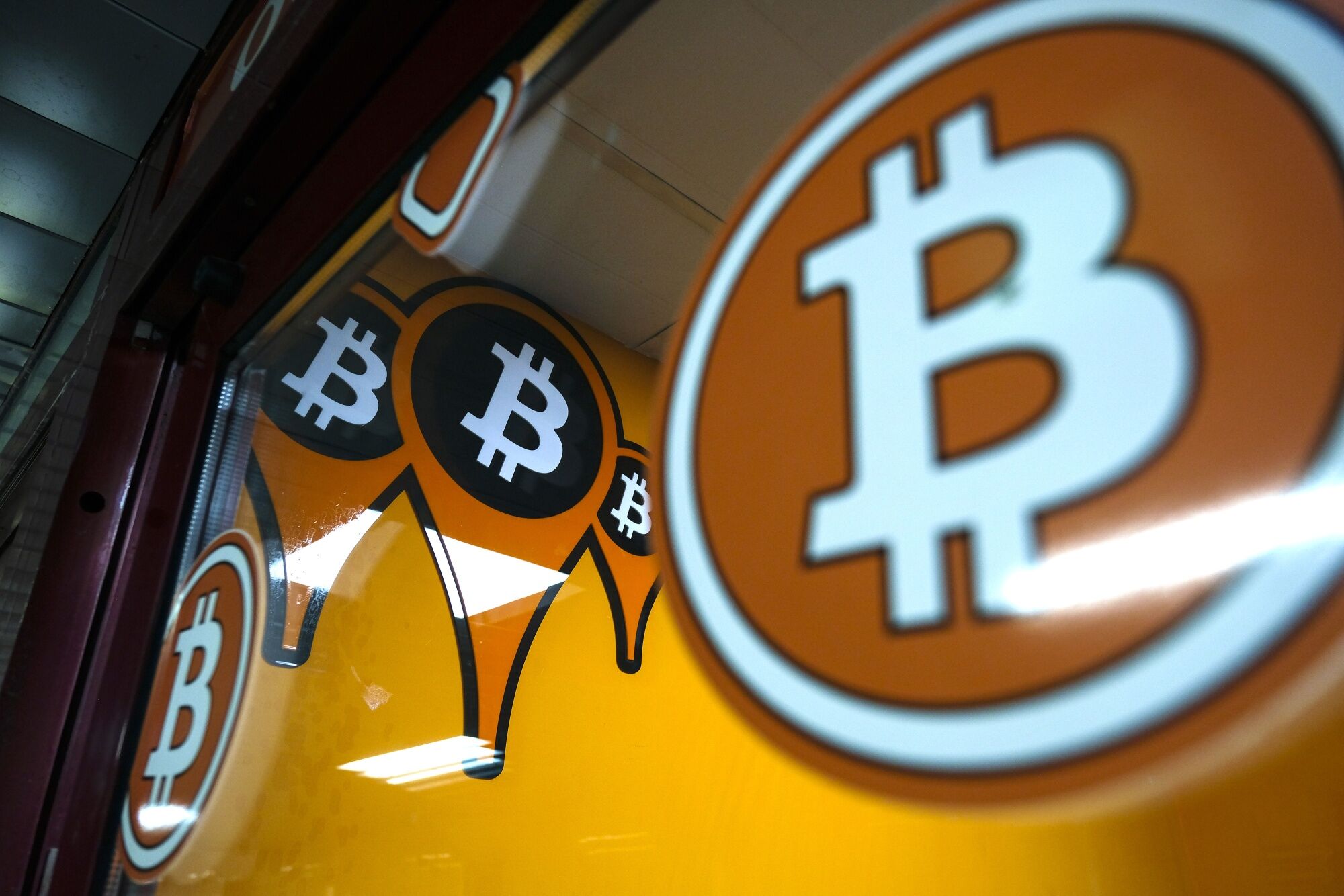 Rali do bitcoin e ‘relembrança curta’ reacendem ânimos com criptos